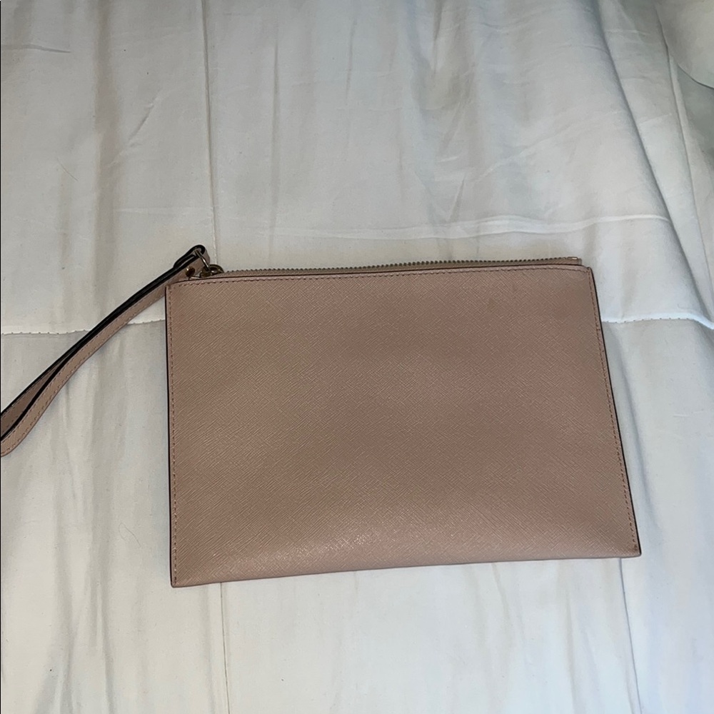 Michael Kors Pink Wristlet with Gold Heart Design - Picture 3 of 5